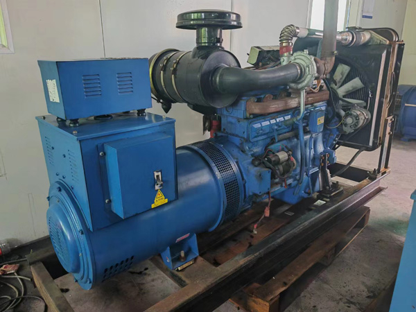 辉南100kW柴油发电机组使用多级机油有哪些优缺点？